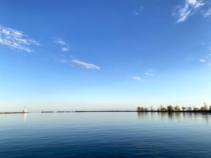 Apartment in Cobourg by Beach Condominiums for Rent in Cobourg