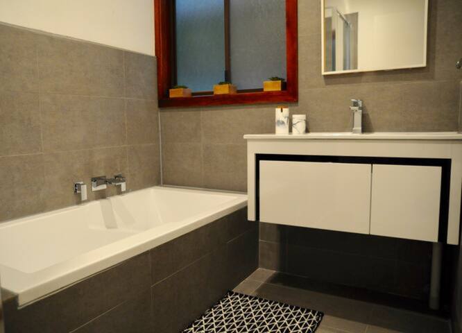 Mountain View Lodge, Warburton gallery image 3