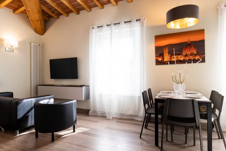 Antico Pozzo 2 | Villa Carobbi Apt gallery image 2