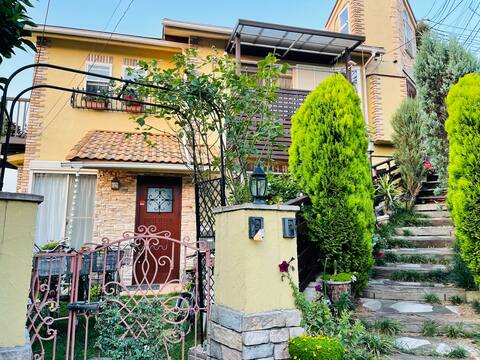 JS House Yokohama: Good access from the city center!A cottage with a night view of Yokohama (conveni
