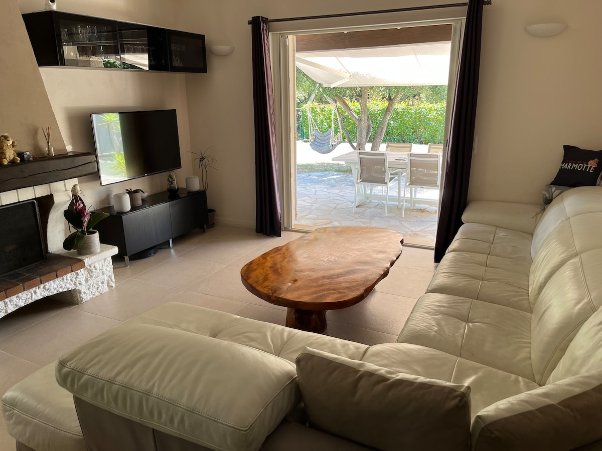 Airbnb con migliori performance: 3-bedroom house in Valbonne with pool a Valbonne