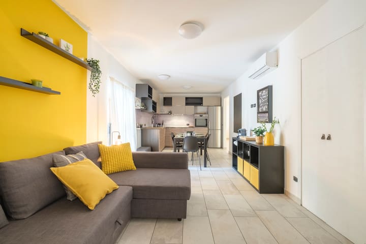 [Style and Comfort in the Heart of the City] gallery image 2