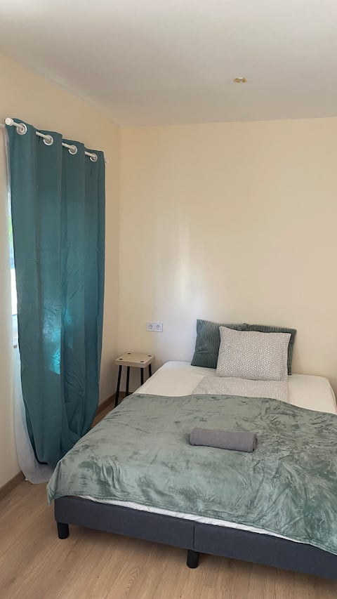 Night & Flight Airport Studio3