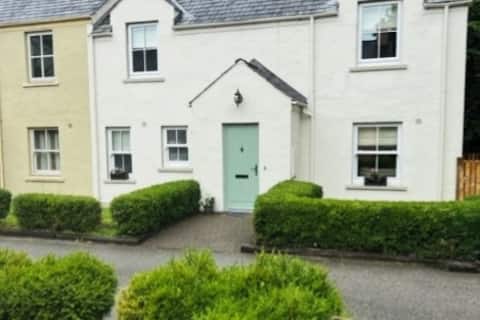 12 Castle Gardens, Bunratty