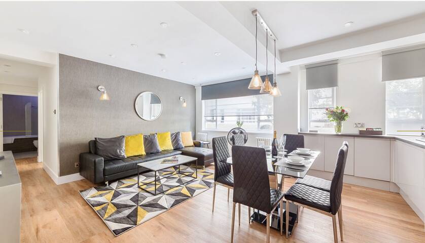 Two Bedroom Apartment 023 (500 SQ FT) gallery image 3