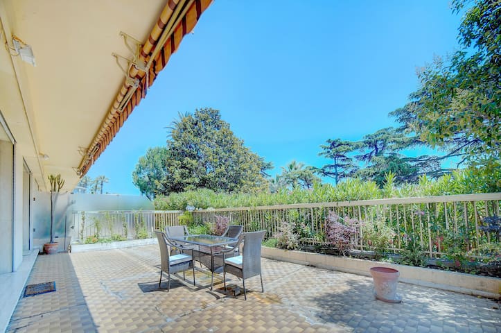 Riviera VIP managed Airbnb listing 1