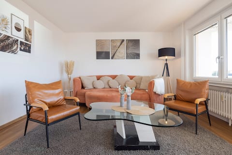 Leistungsstarkes Airbnb: Natural panorama on Lake Constance - home with lake view! in Bodenseekreis