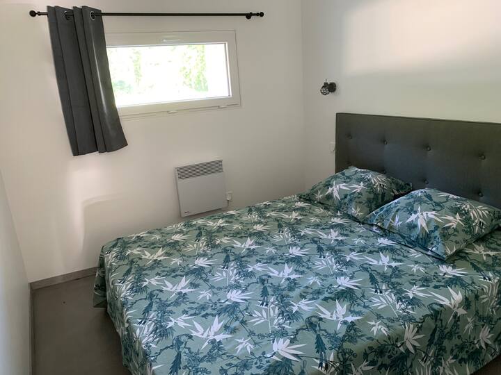 საძინებელი 1