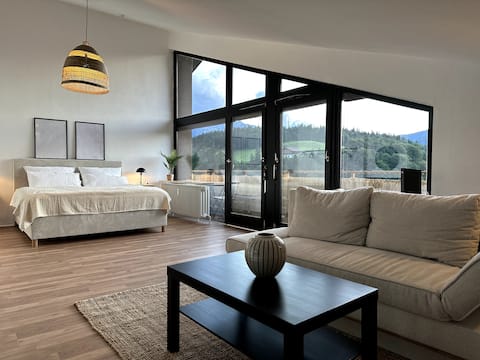 Flow Living: 118qm Design Maisonette I Pool