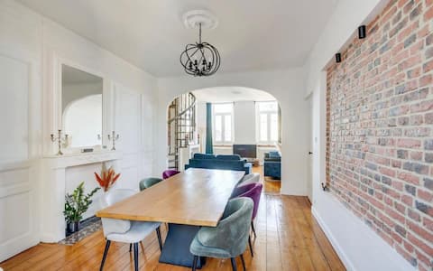 Heartwarming Apartment - Porte de Paris - 90 sqm