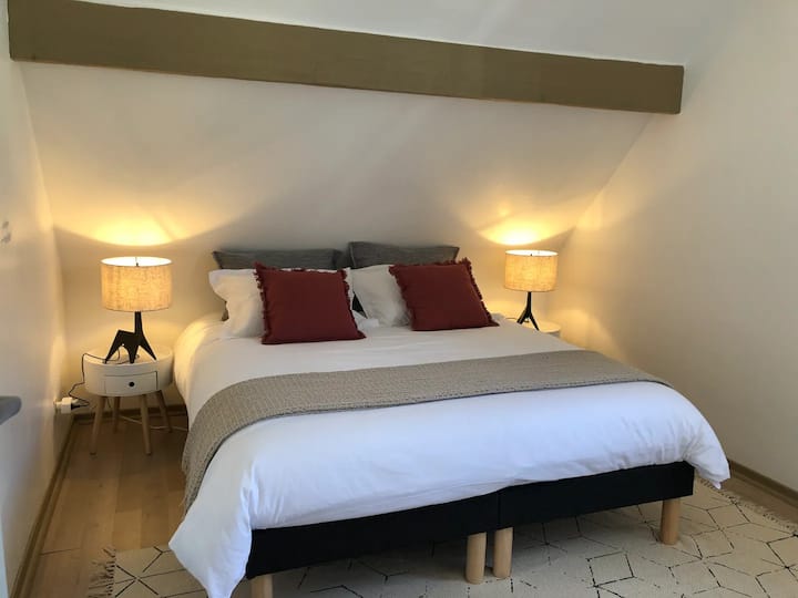 Шамбре 1 - осветена 160x200