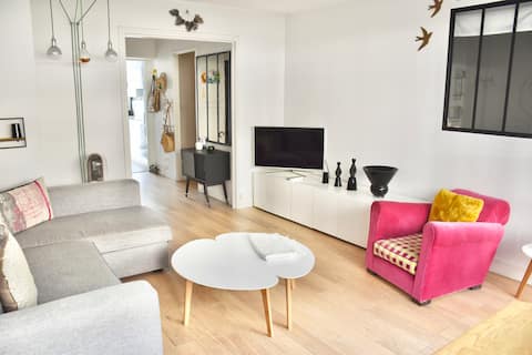 Successful Airbnb property: Charming 2 bedroom apartment with beautiful terrace in Boulogne Billancourt
