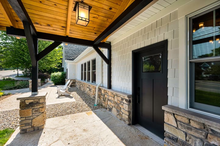 Door County Property Management, LLC managed Airbnb listing 2