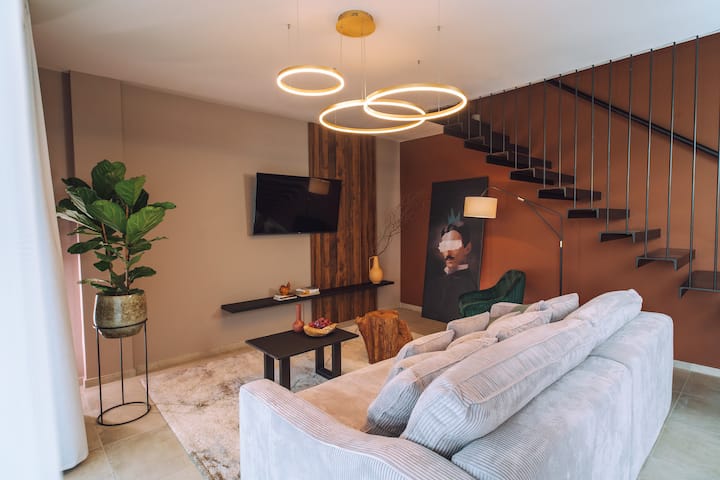 Iris Croatica J Awarded Best Apartment In Croatia - Croatie