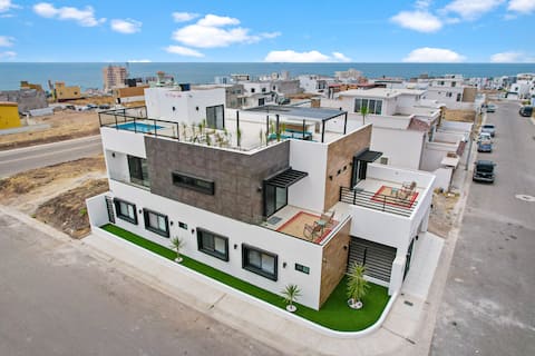 FantaSea Villa Three