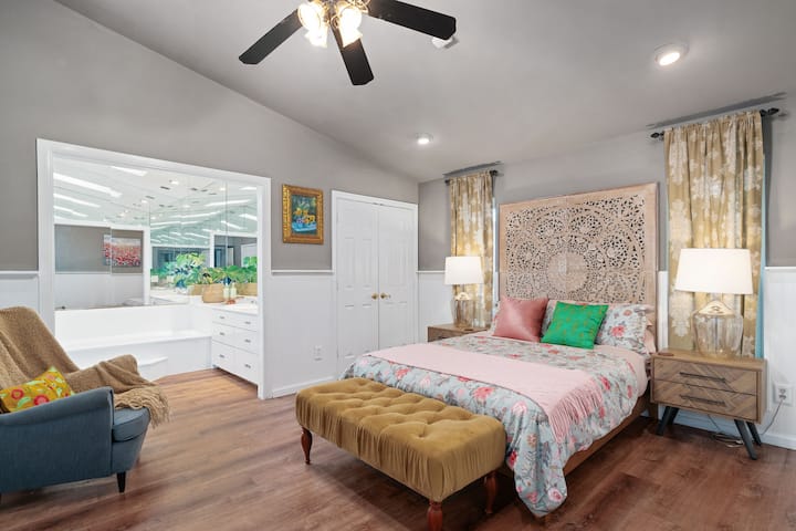Jacuzzi Suite— the jacuzzi is located in the master bedroom.