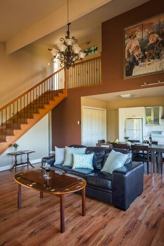 Barossa Shiraz Estate The Loft gallery image 3