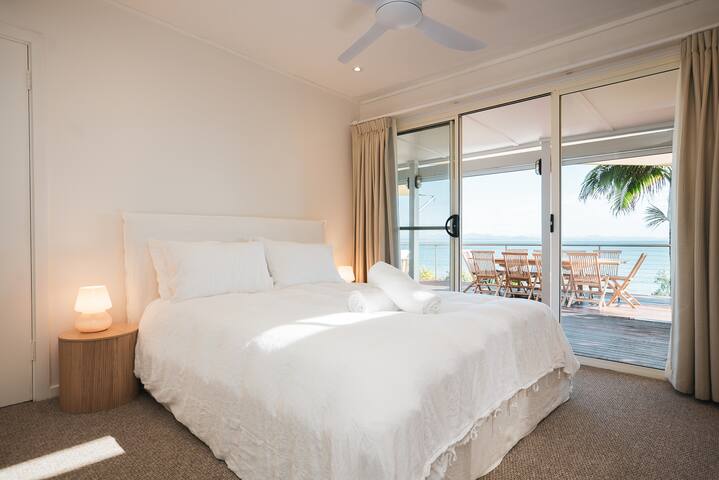 Wategos Villa gallery image 4