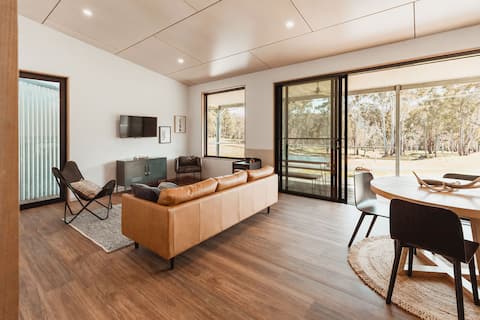 Cozy Valley Hideaway