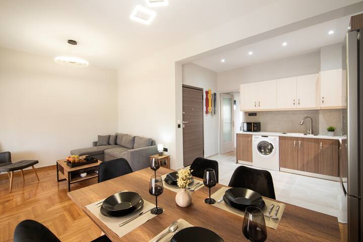 Acropolis Cozy 70sqm Apartment gallery image 5