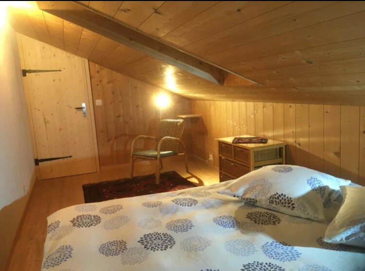 საძინებელი 1