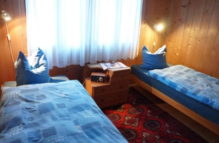 საძინებელი 2