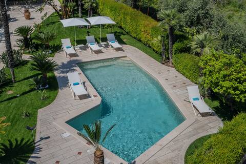 Villa seaviews and private pool on Sorrento coast