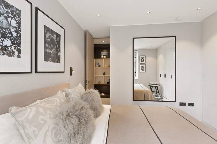 Knightsbridge & Chelsea Lux 2 bed duplex gallery image 5