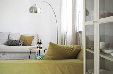 Successful Airbnb property: Flat White Apartment in Wola