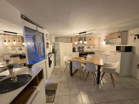 Cozy small apartment with garden