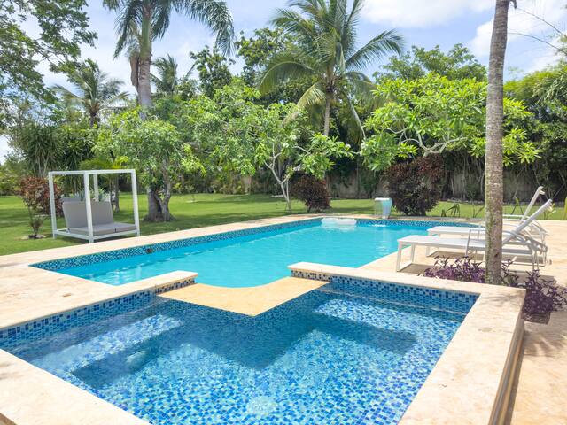 JAE Luxury Homes managed Airbnb listing 3
