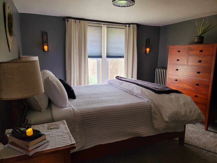 Bedroom #2 in the Retreat Suite.