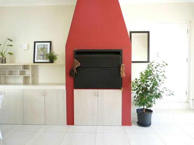 Happy Travellers gallery image 4