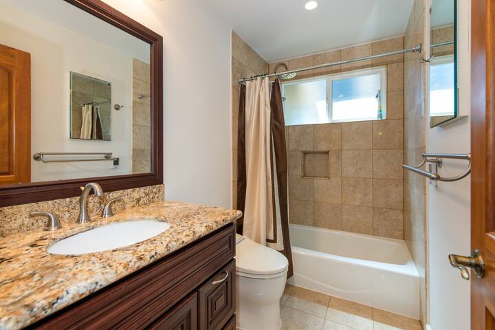 Luxurious Executive Retreat gallery image 2