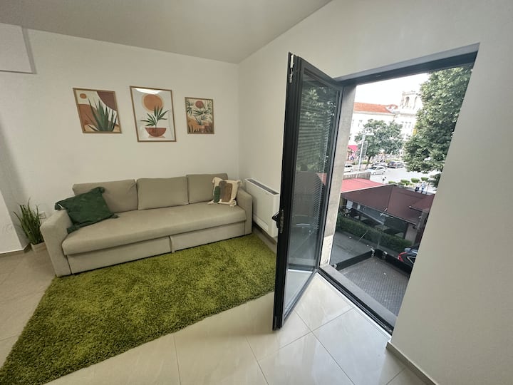 Green Central Apartment - Veliko Tarnovo