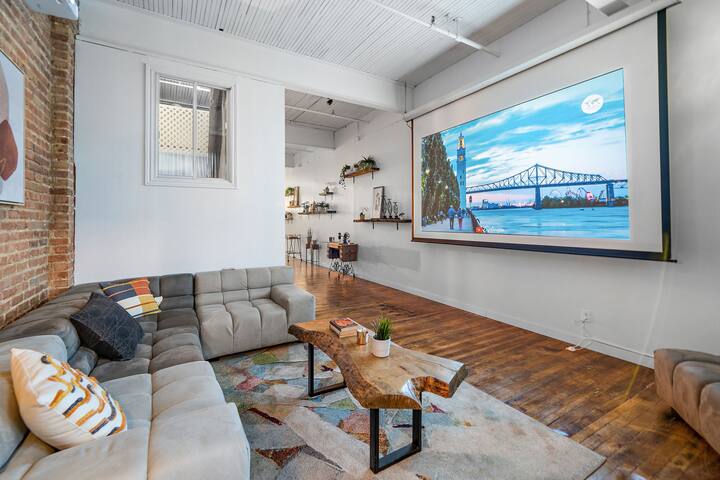 Urban Oasis Loft: 3BR Retreat w/Cinema Experience gallery image 2