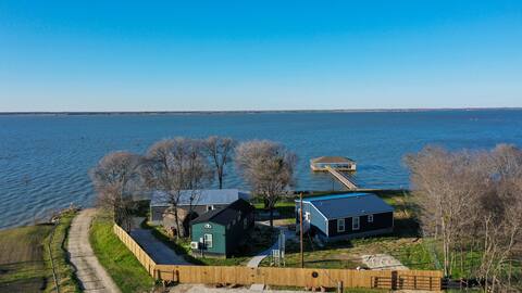 3 New Cabins | Waterfront | Private Dock