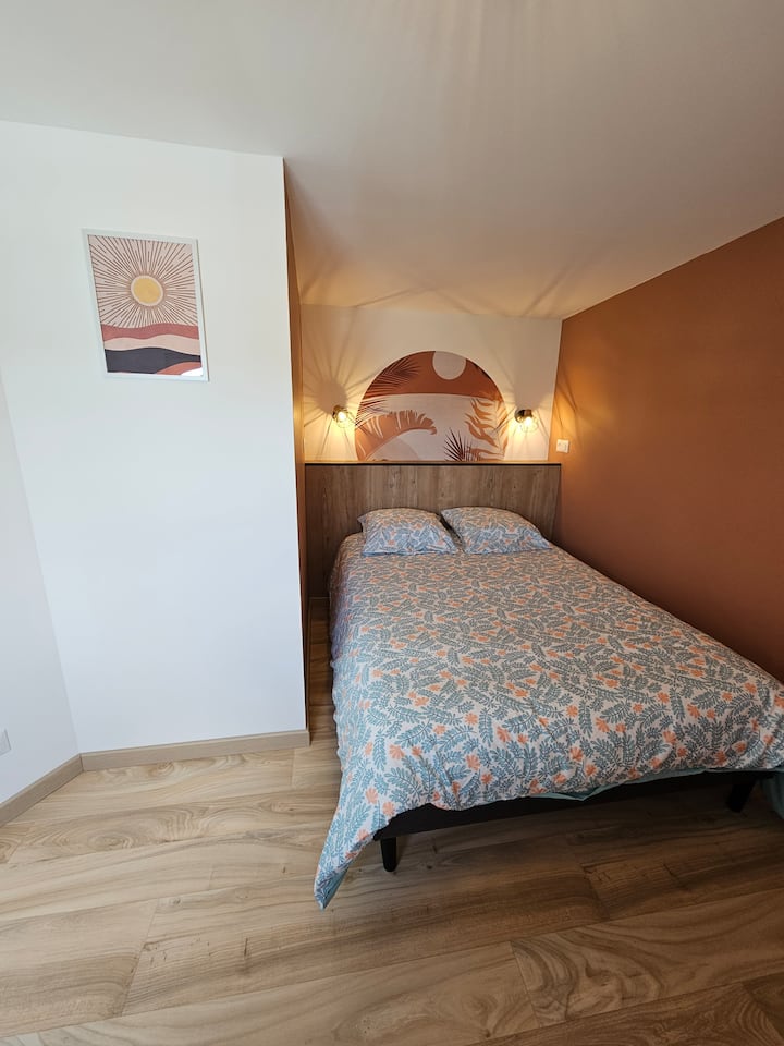 غرفة في الطابق العلوي