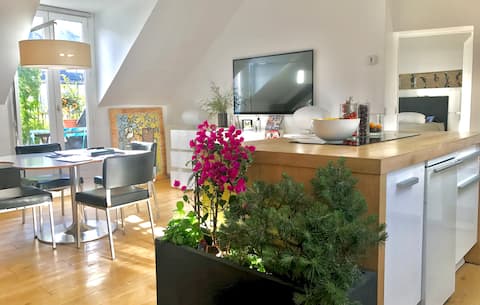 Popular Airbnb listing: Exceptional, Private Floor @ Terraces in Paris 10e Arrondissement