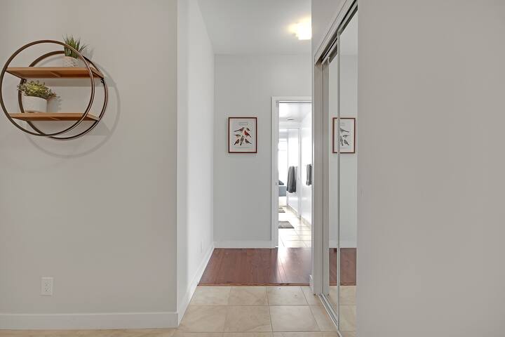 3 Bedroom CN Tower Waterfront Oasis gallery image 4