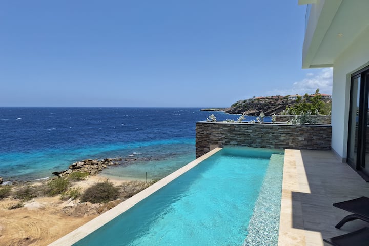 The Ridge New Luxury Condo w/private infinity pool - Apartments for ...