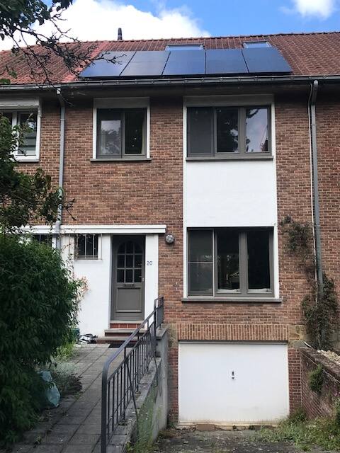 Single-family house In front of Park