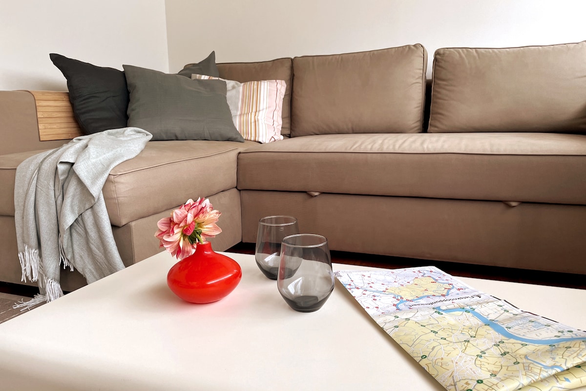 Top performing Airbnb: Quiet apartment in the greenery on the Scheldt in Antwerpen