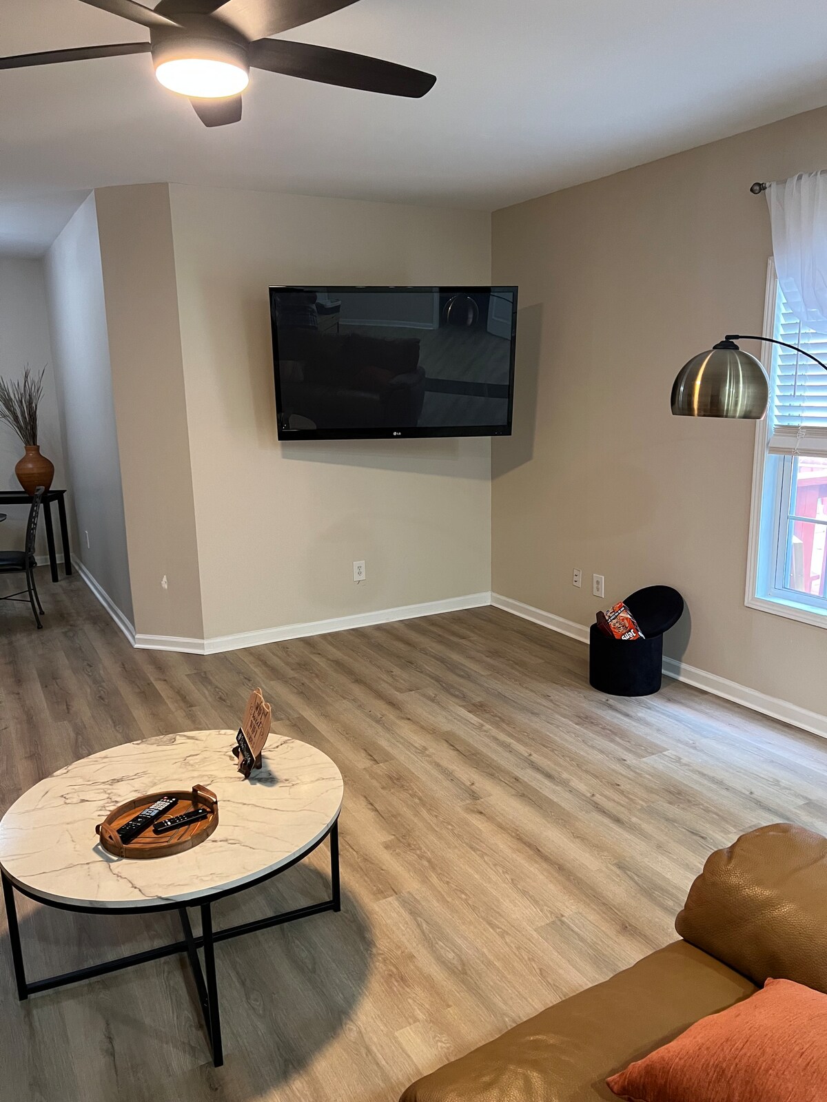 "Nelly’s Place" Private unit for Work Travelers