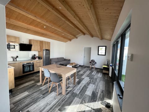 Successful Airbnb property: New house in a quiet cul-de-sac in L'île D'yeu
