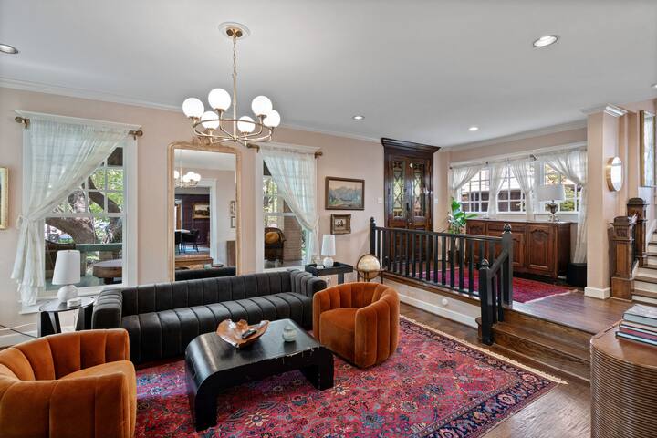 Oaklawn Historic Luxury Paradise gallery image 4