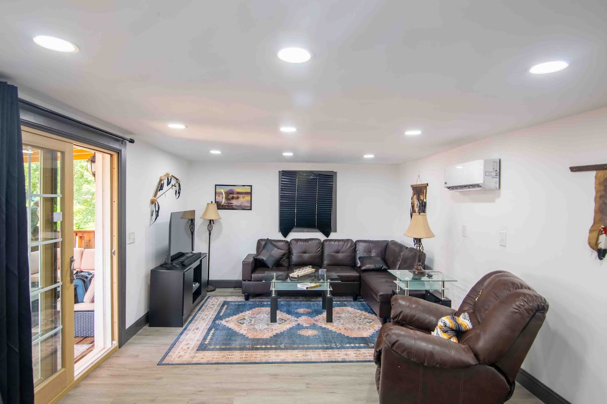 Awesome 2 bedroom, 2 bath, apt. – Photo 8