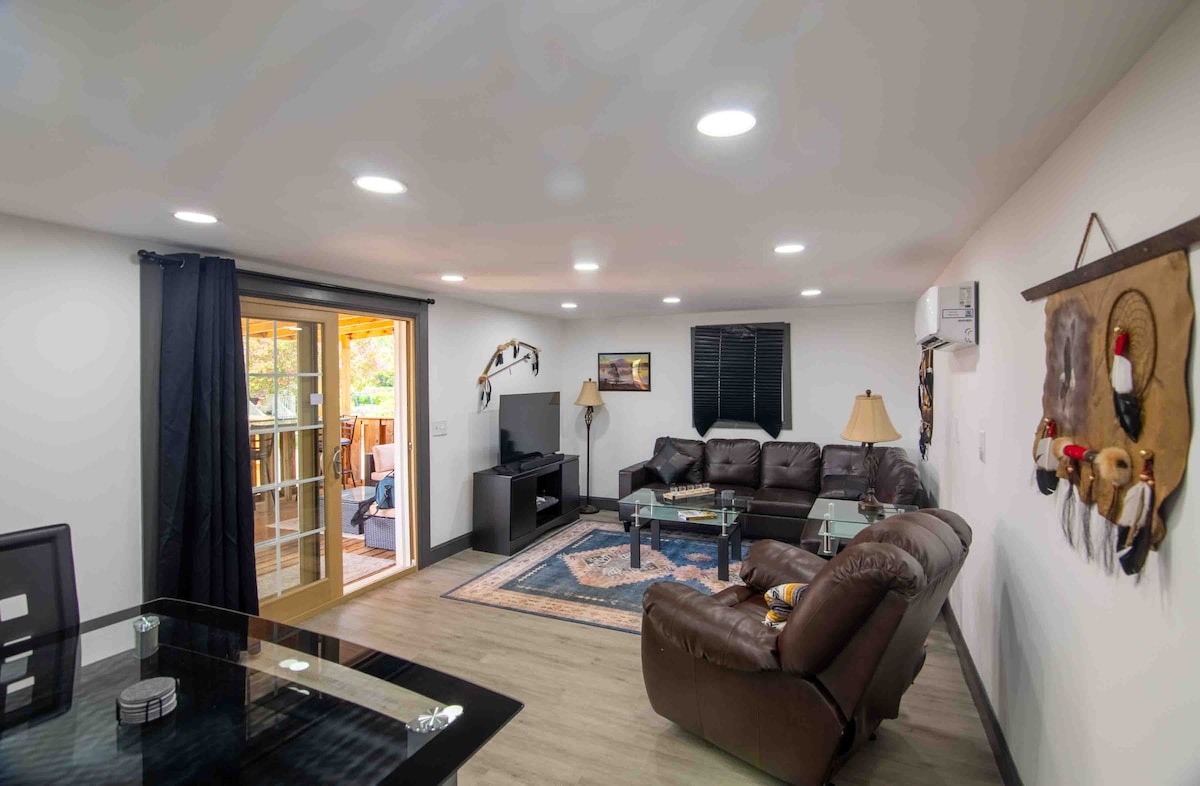 Awesome 2 bedroom, 2 bath, apt. – Photo 9