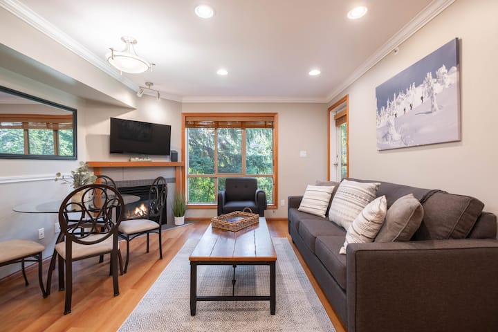 Sala de estar: sofá cama tamaño queen