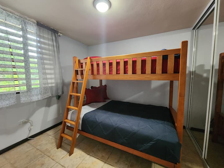 Спалня №2
с 3 легла и единично легло